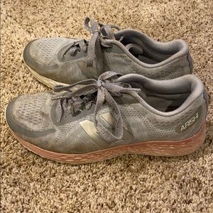 Girls New Balance Sneakers Pink Grey - Big girls 5